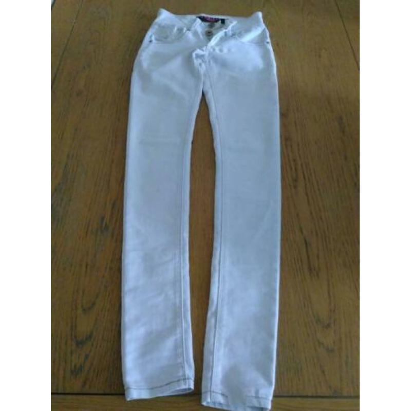 broek wit lang maat 152