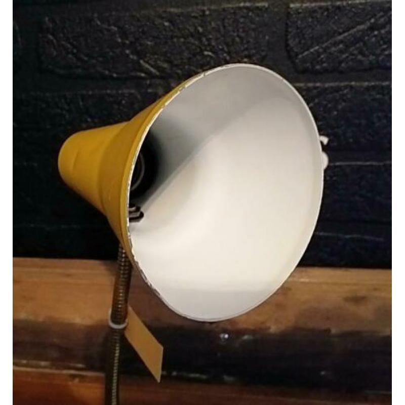 Vintage goudkleurige wandlamp bureaulamp