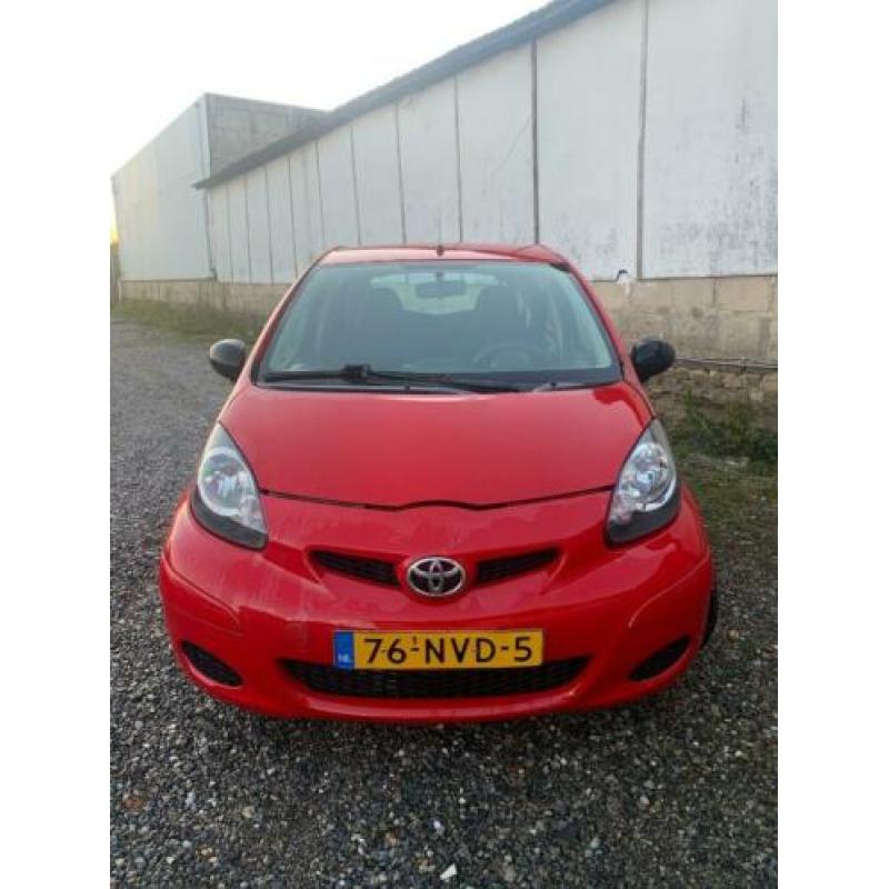 Toyota Aygo 1.0 5DRS 2010 Zuinig!