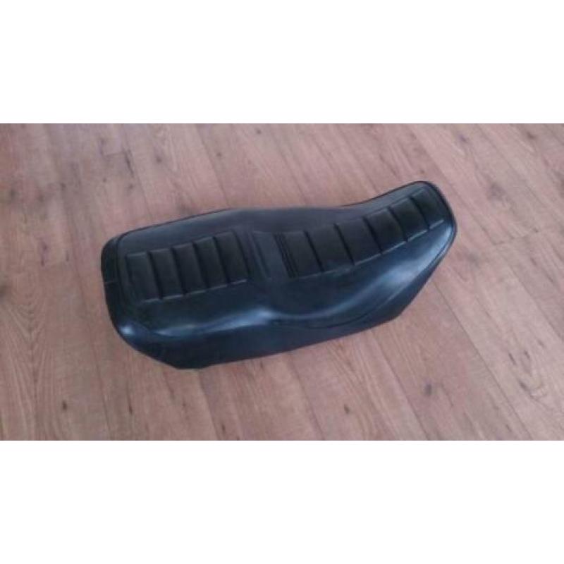 Yamaha Seca 11M XJ750 zadel buddy buddyseat seat xj 750 bank