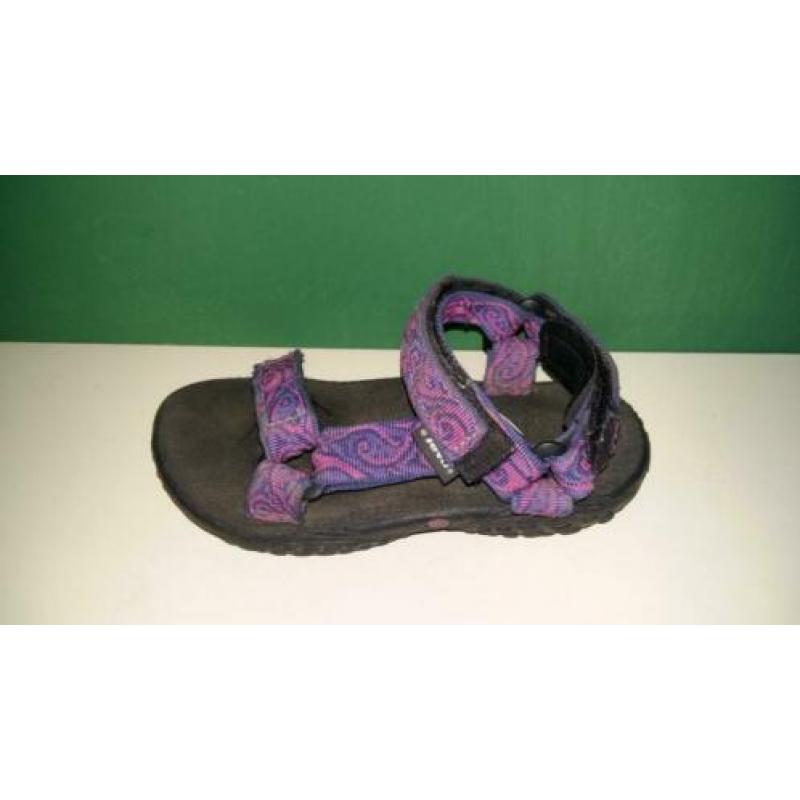 Teva sandalen roze-paars maat 30