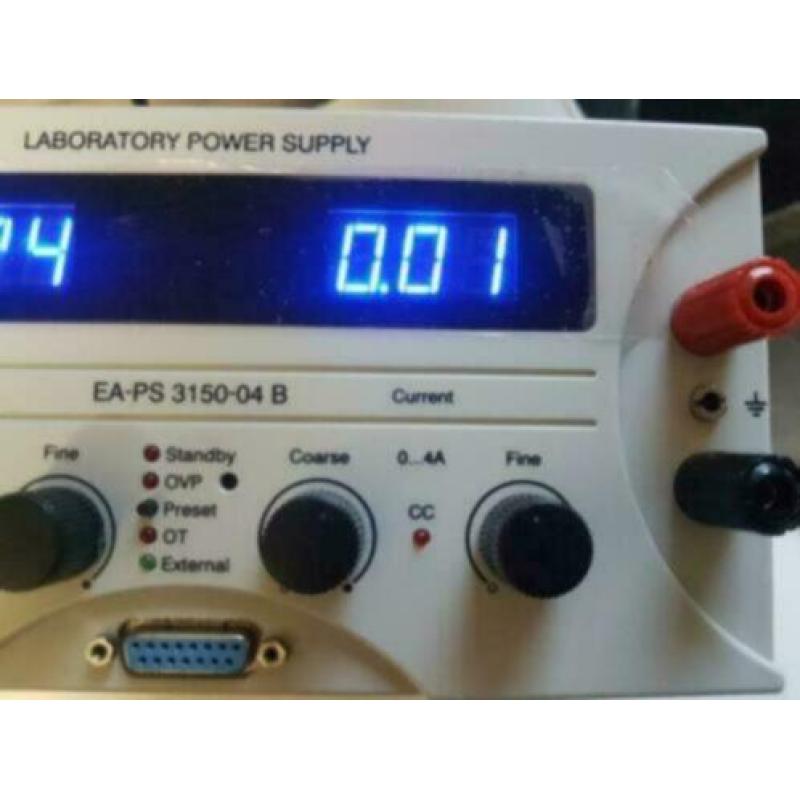 Labvoeding regelbaar 0 - 150 V/DC 0 - 4 A 640 W