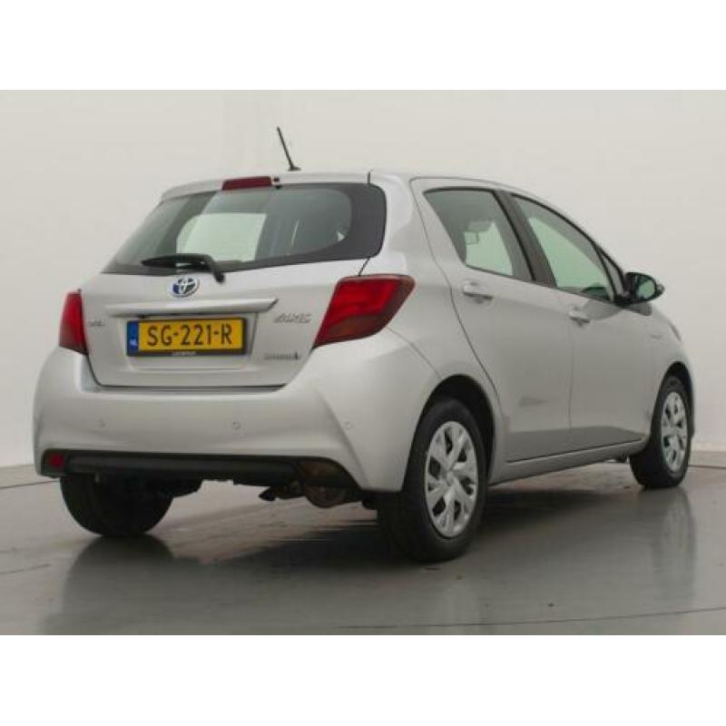 Toyota Yaris 1.5 Hybrid Aspiration | Navi | PDC (bj 2015)