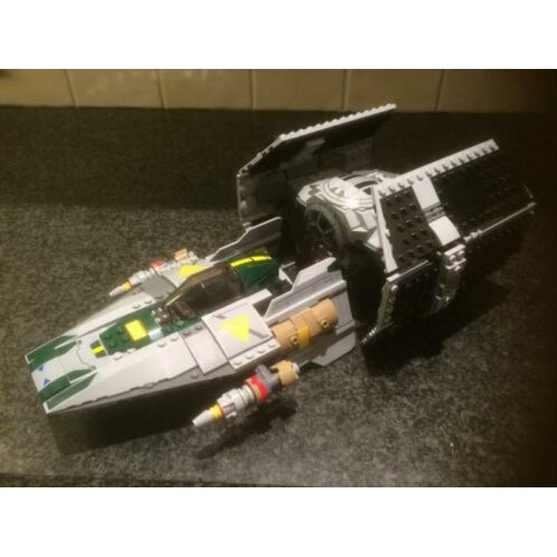 Lego Star Wars 75150 Vader's TIE Advanced vs A-Wing Starfigh