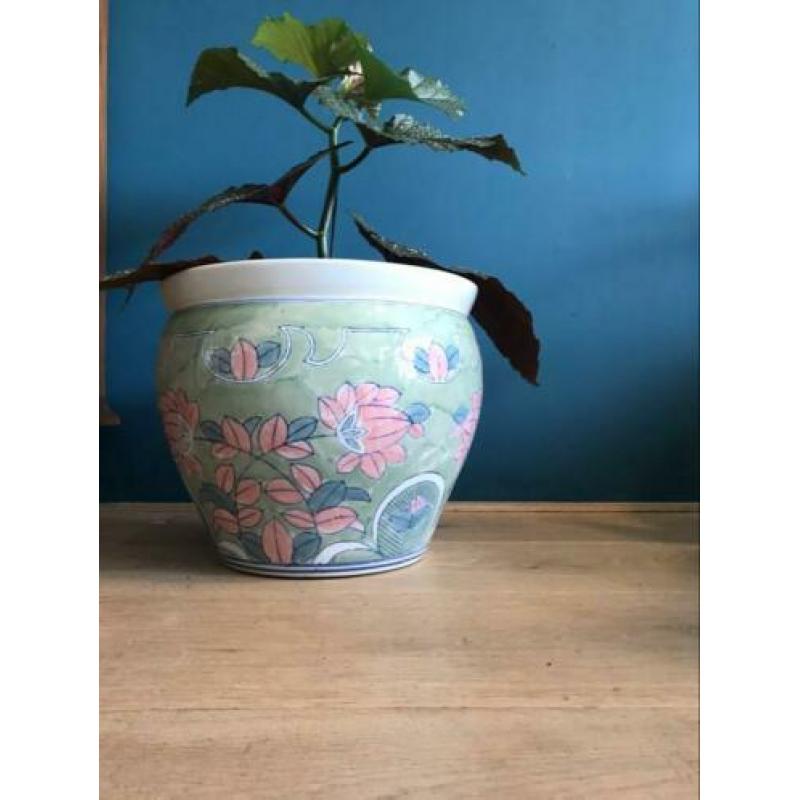 Vintage bloempot groot Chinees porselein kleurrijk